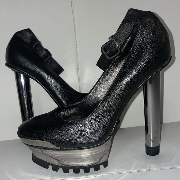 Vintage runway Calvin Klein Collection black leather heels silver metal platform - Picture 6 of 15